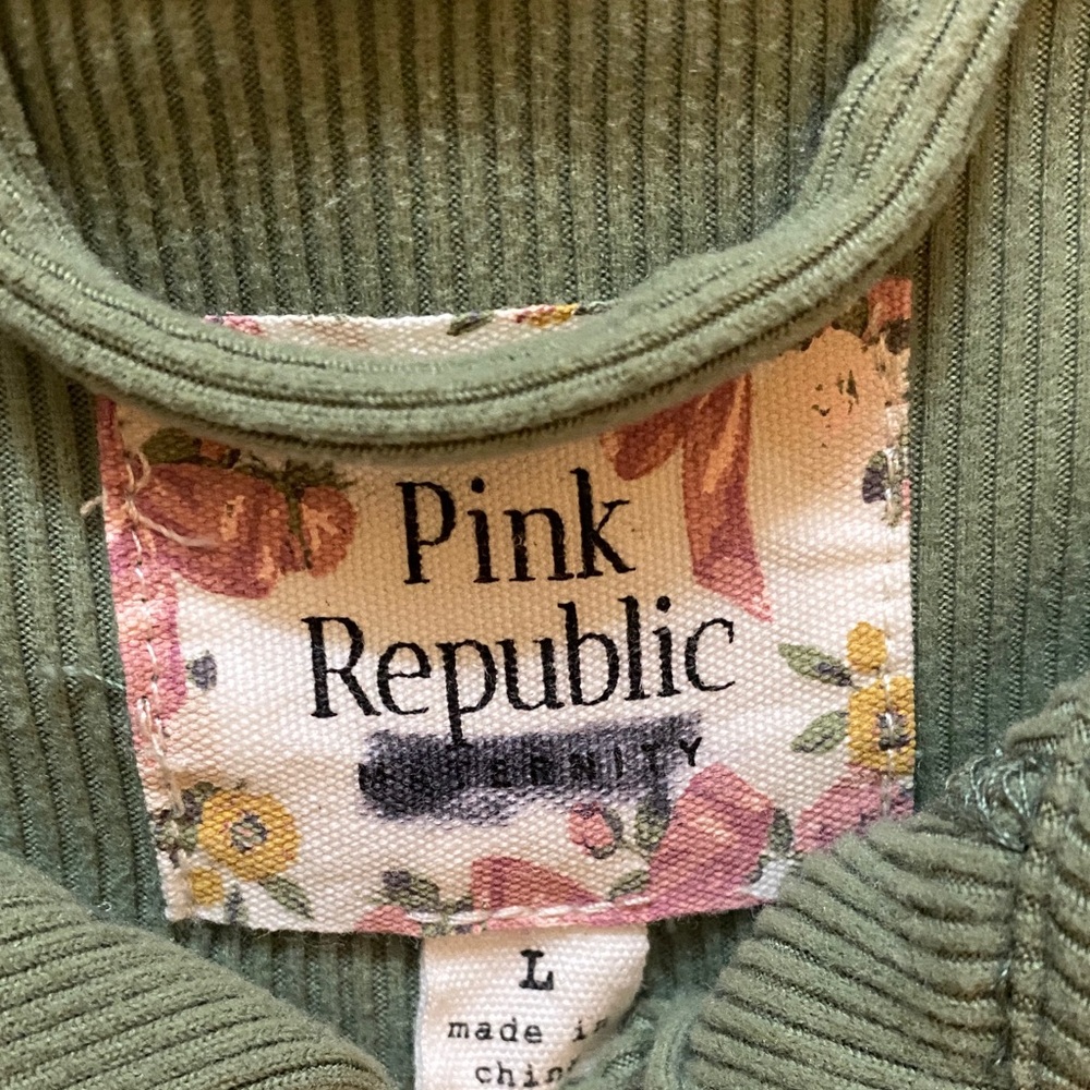 Pink Republic Sage Green Ribbed Top - Picture 2 of 3